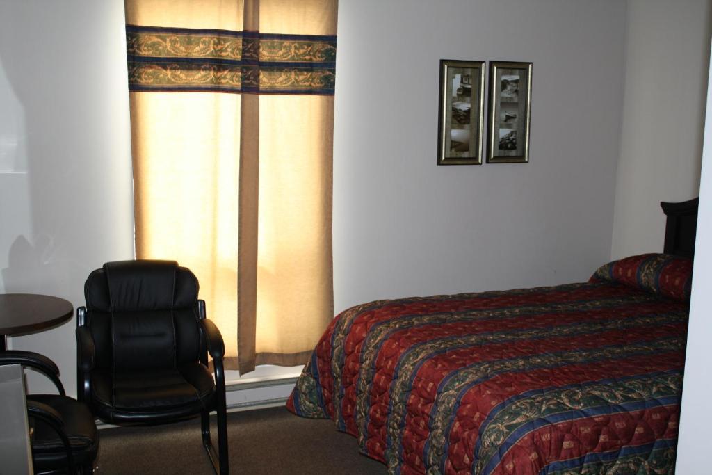 The Country Inn Motel Ґандер Номер фото